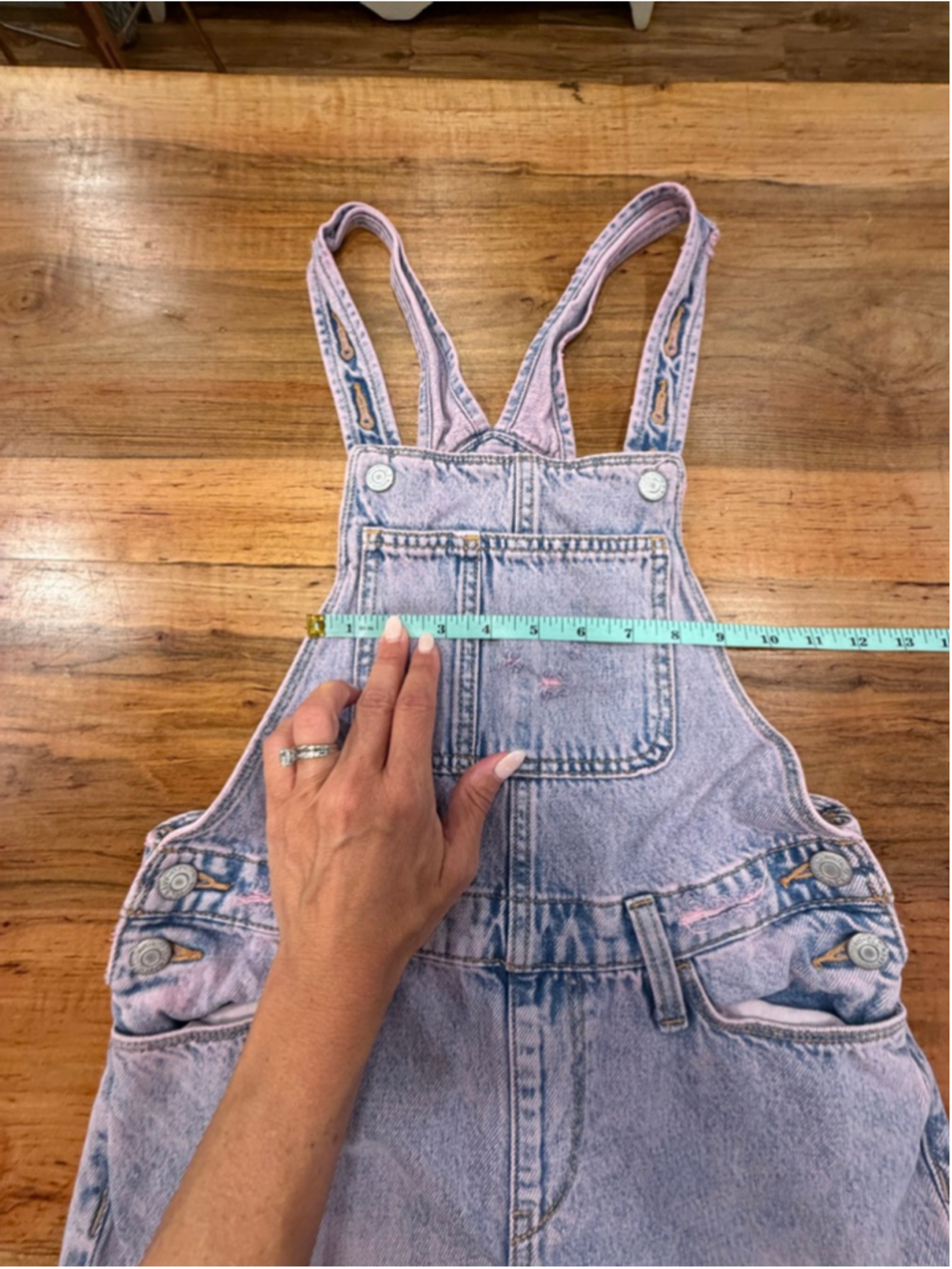 Old Navy Girls Denim Overall Dress Size L 10-12 Distressed Acid Wash Pink Tint - Picture 8 of 10